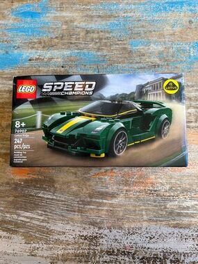 NIB LEGO Speed Champions Lotus Evija (76907) building set